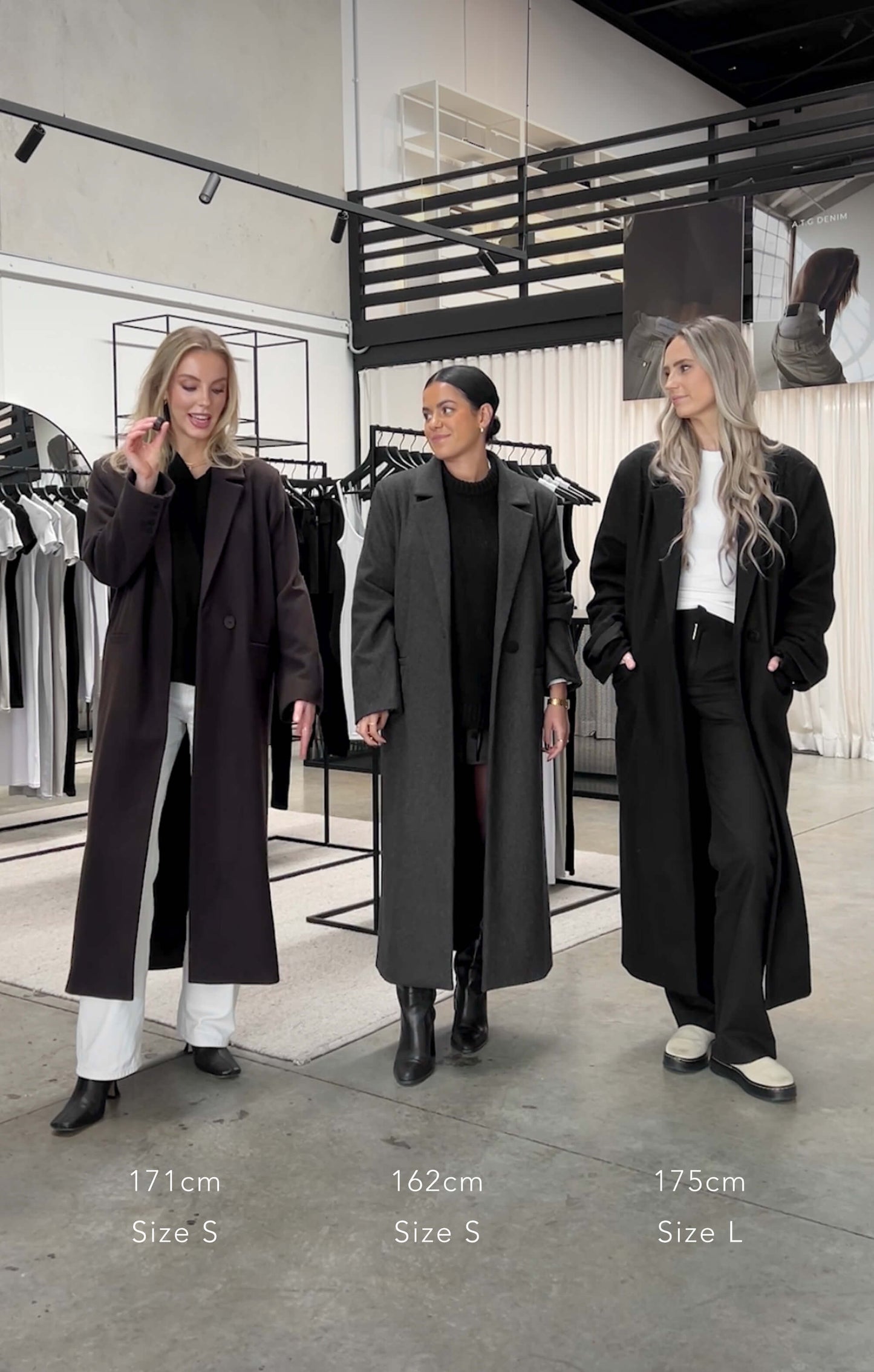 THE LONGLINE CLASSIC COAT - BLACK