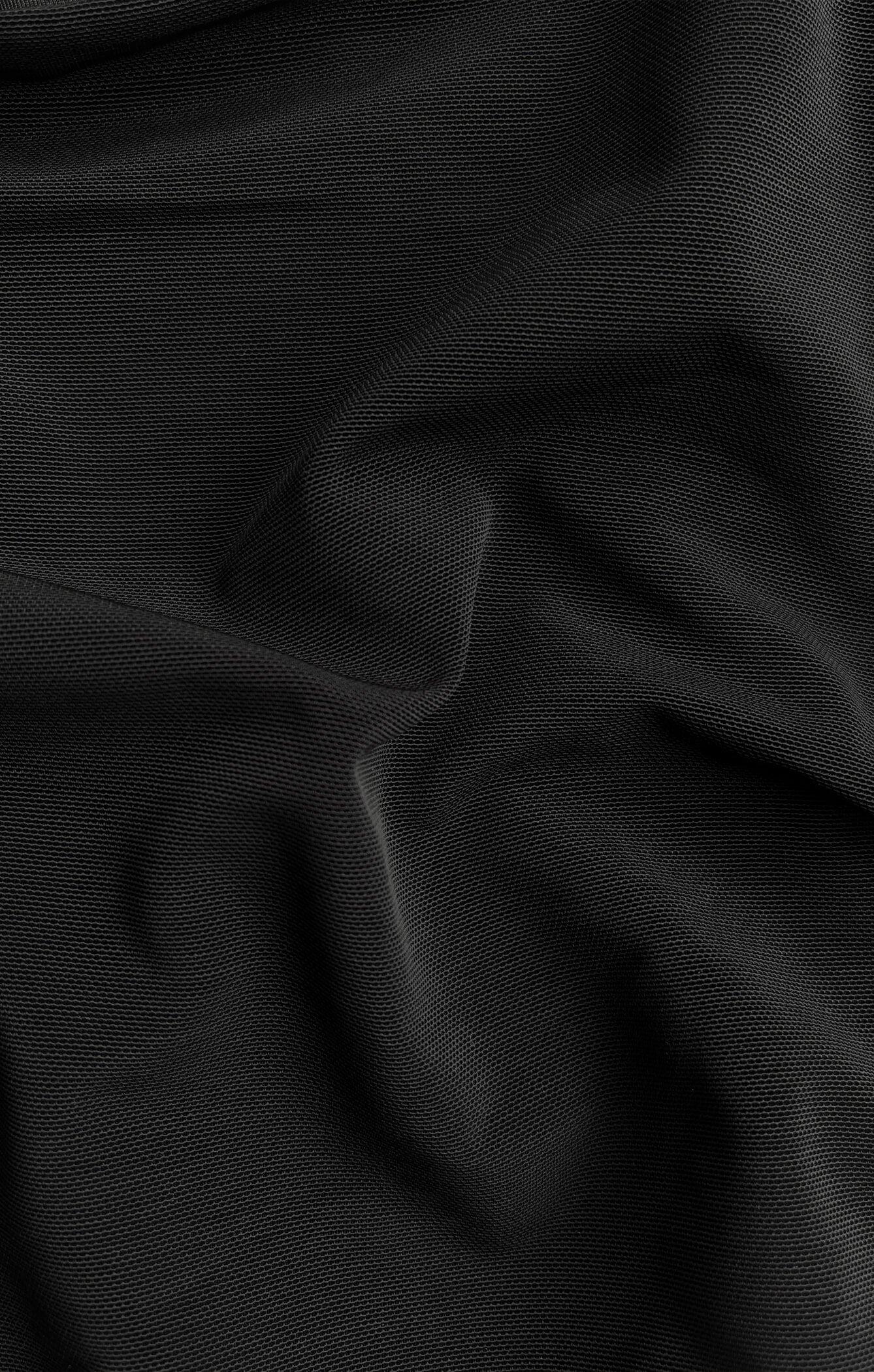 THE TRIANGLE TOP - BLACK MESH