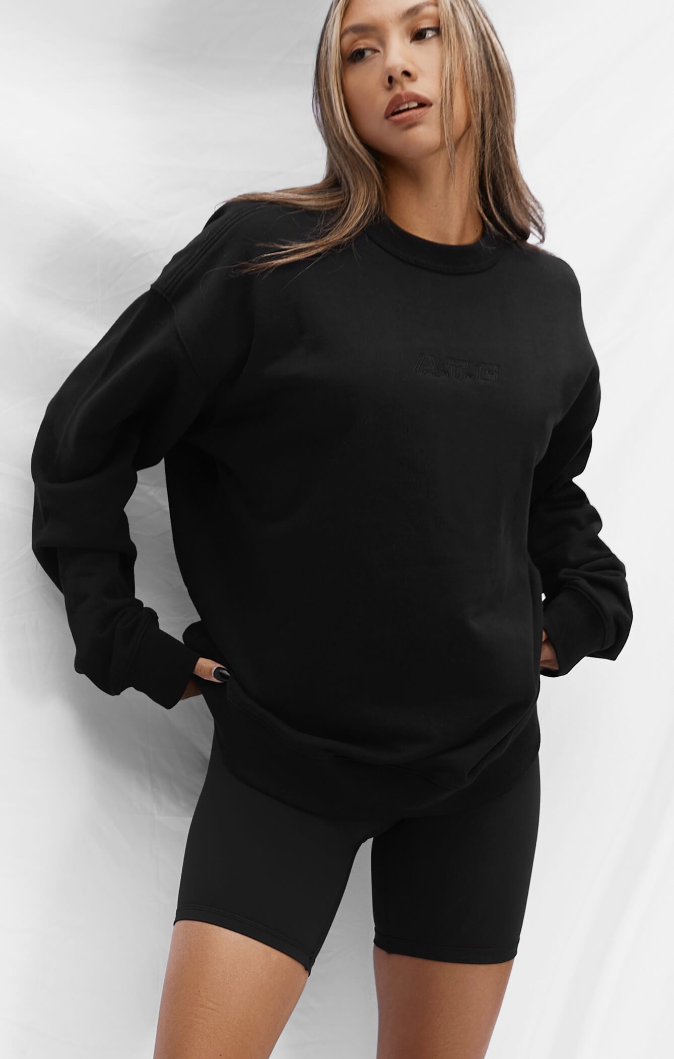 THE A.T.G SWEAT™ CREW - BLACK