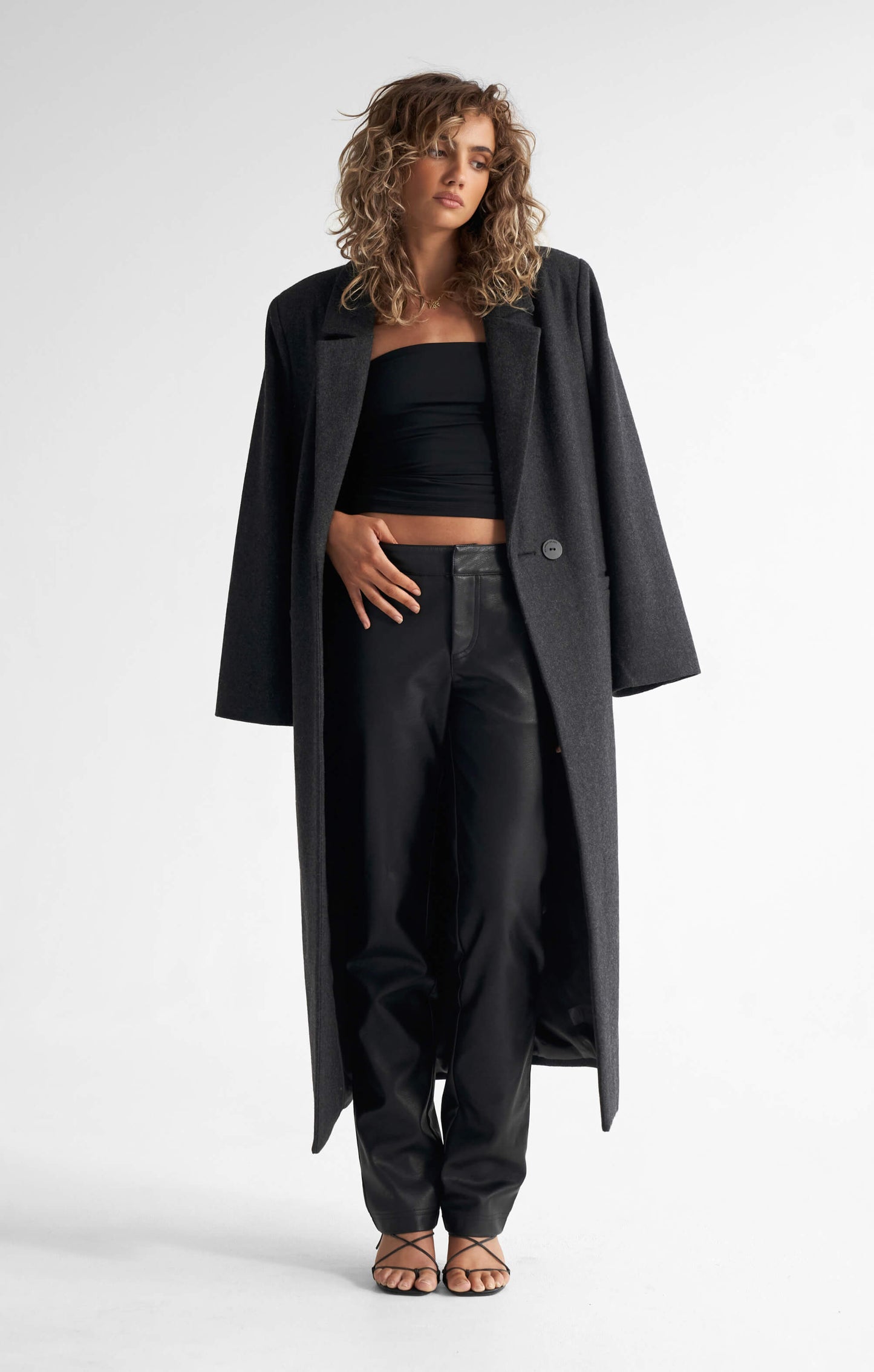 THE LONGLINE CLASSIC COAT - CHARCOAL