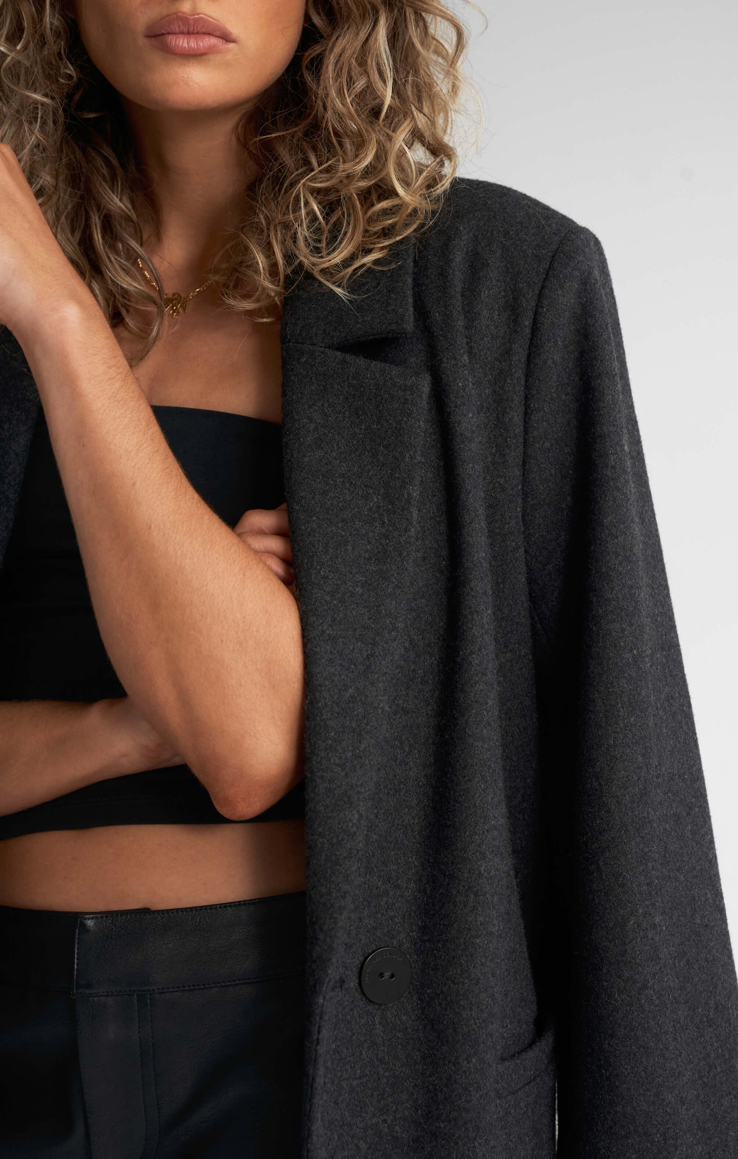 THE LONGLINE CLASSIC COAT - CHARCOAL