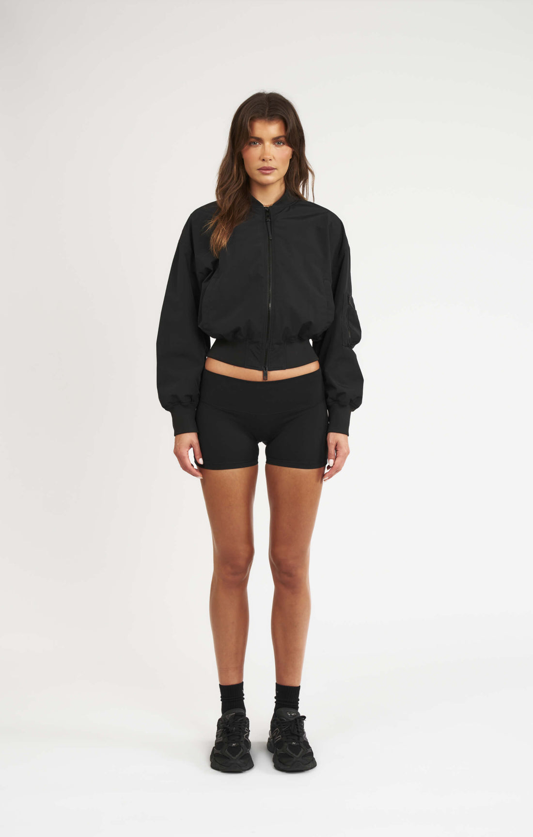 THE CLASSIC BOMBER JACKET - BLACK