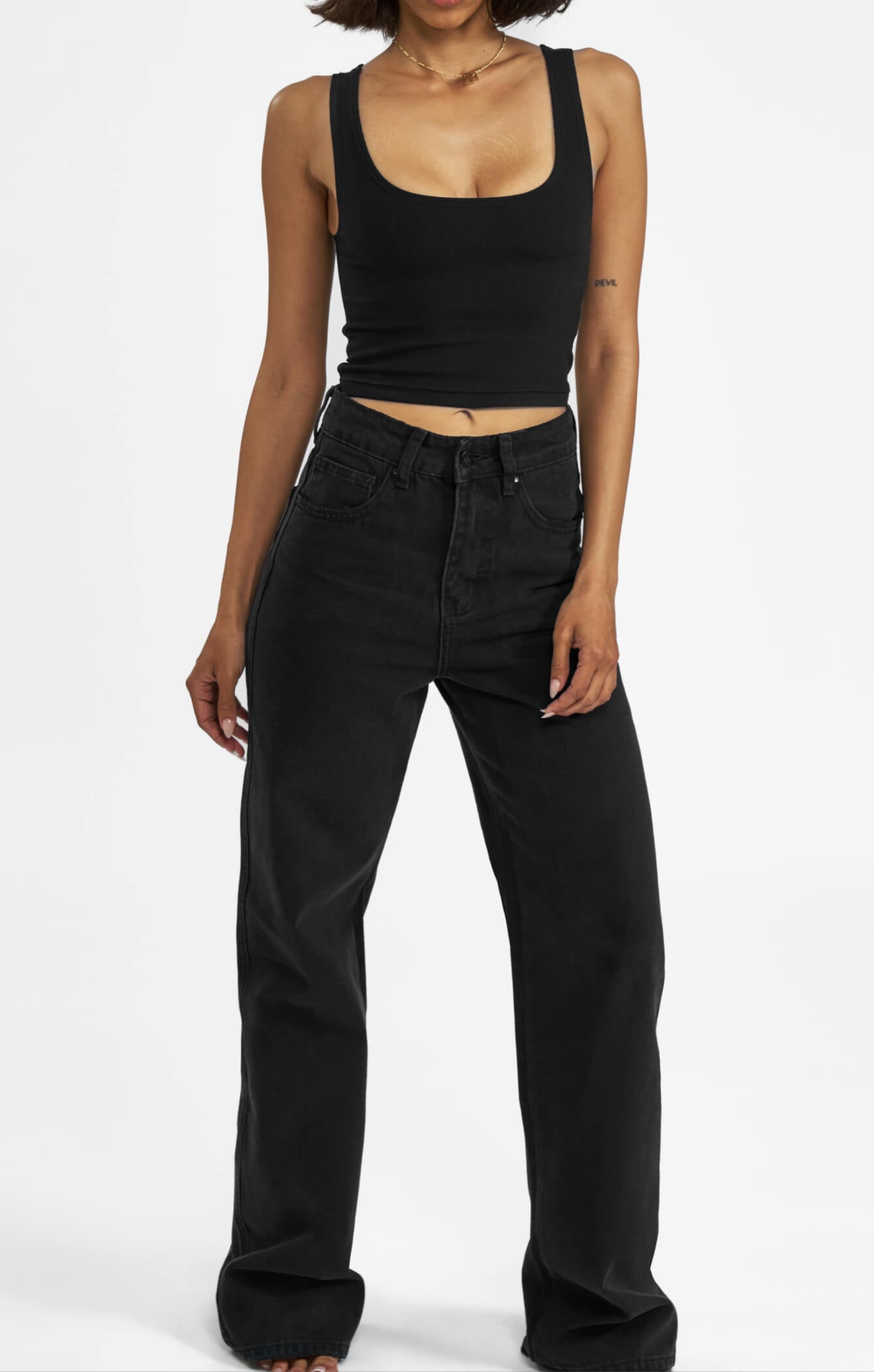 THE HIGH RISE STRAIGHT LEG JEAN - WASHED BLACK