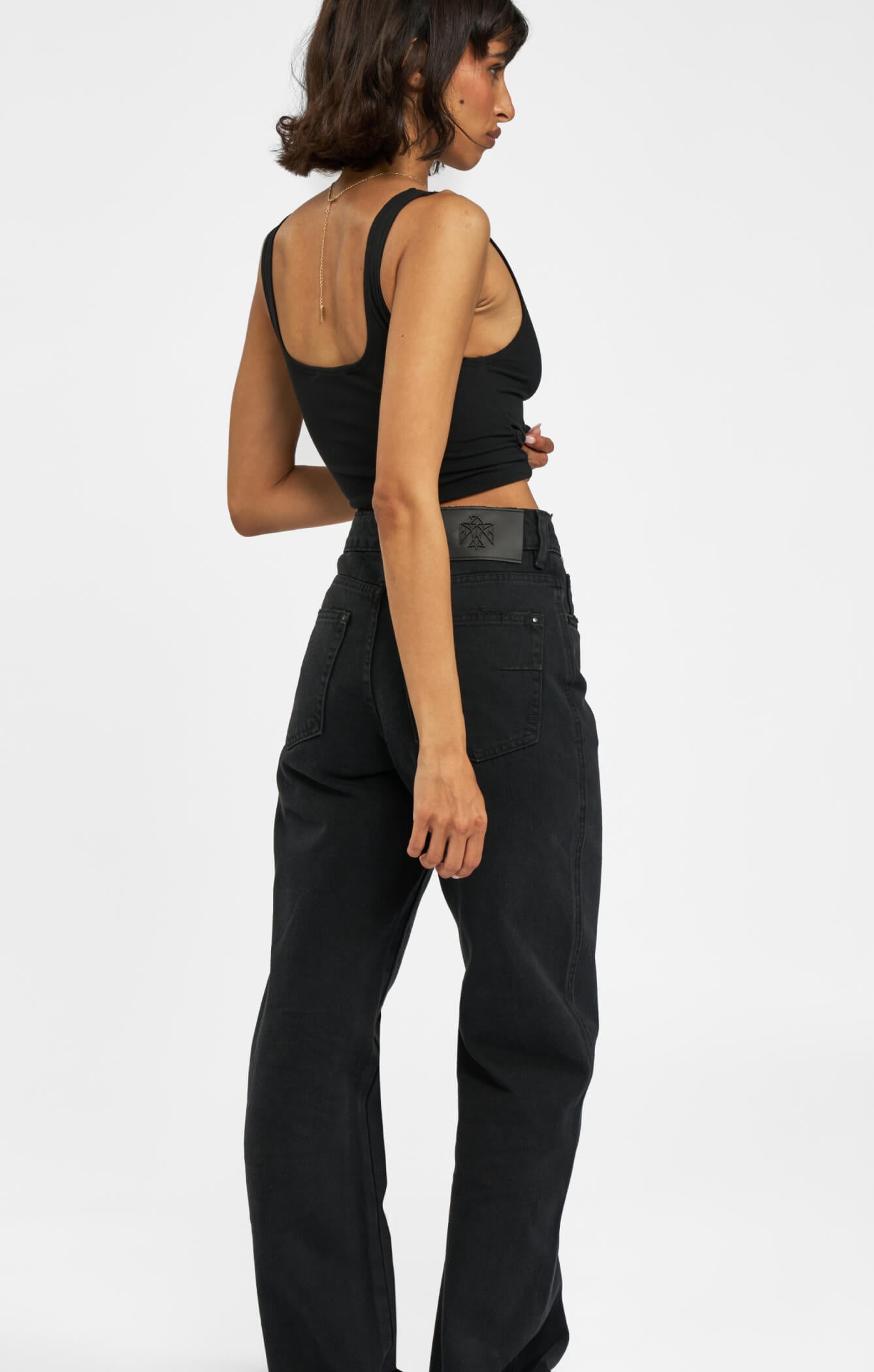 THE HIGH RISE STRAIGHT LEG JEAN - WASHED BLACK