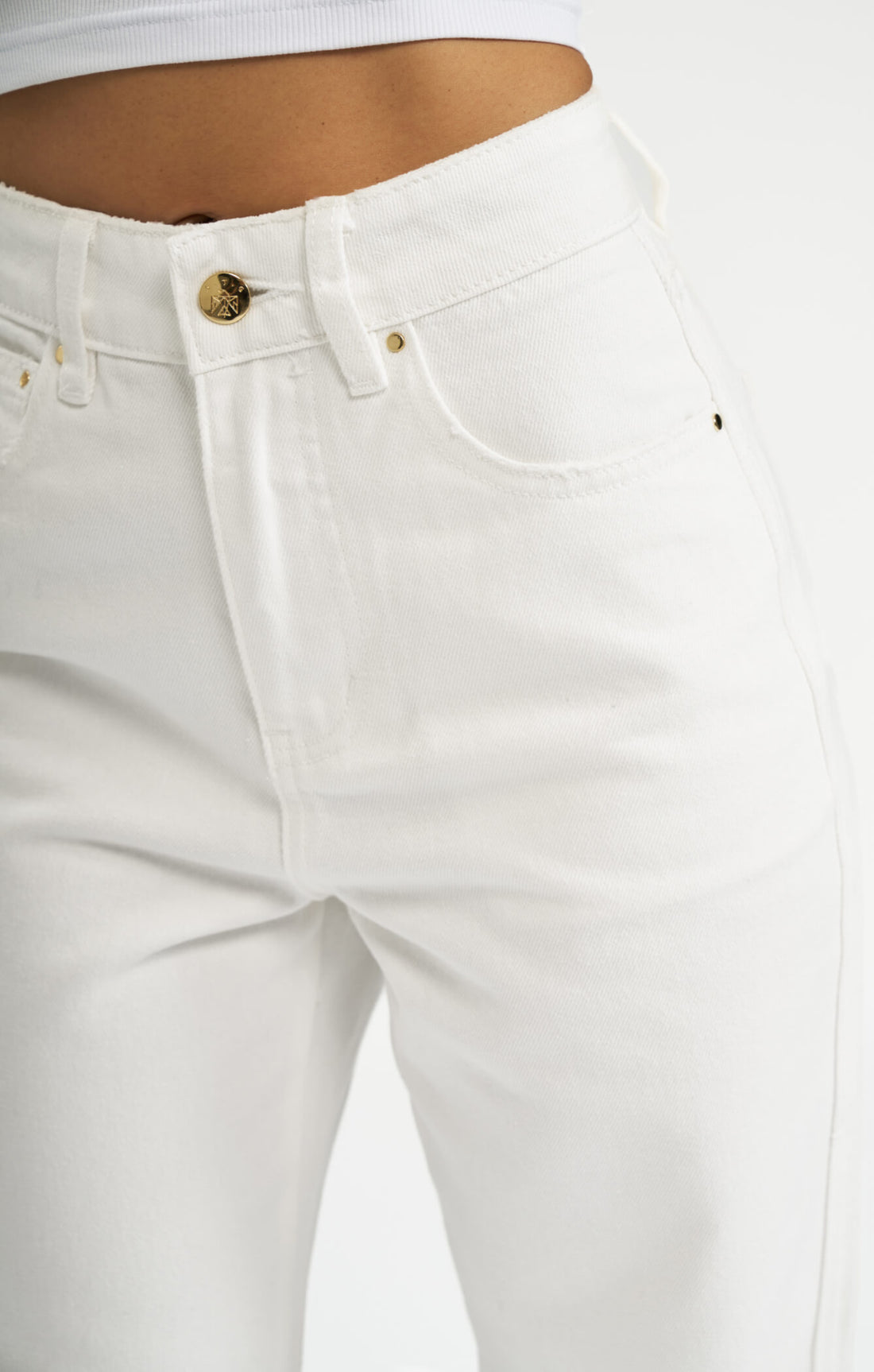 THE HIGH RISE STRAIGHT LEG JEAN - CHALK