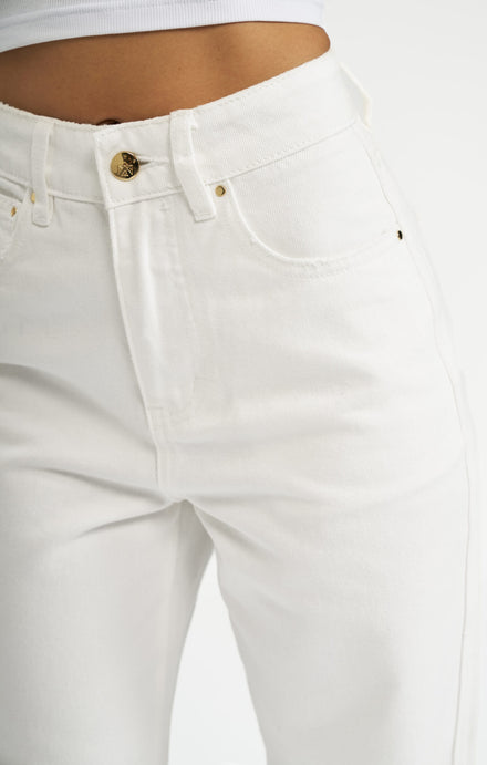 THE HIGH RISE STRAIGHT LEG JEAN - CHALK