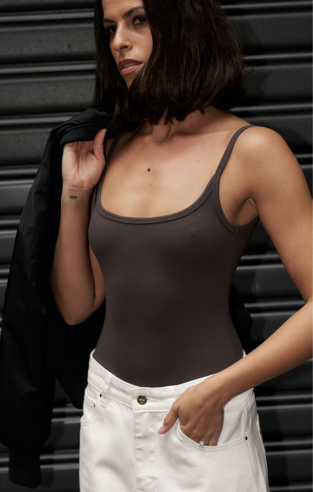 THE LUXE RIB LOW BACK BODYSUIT - ESPRESSO