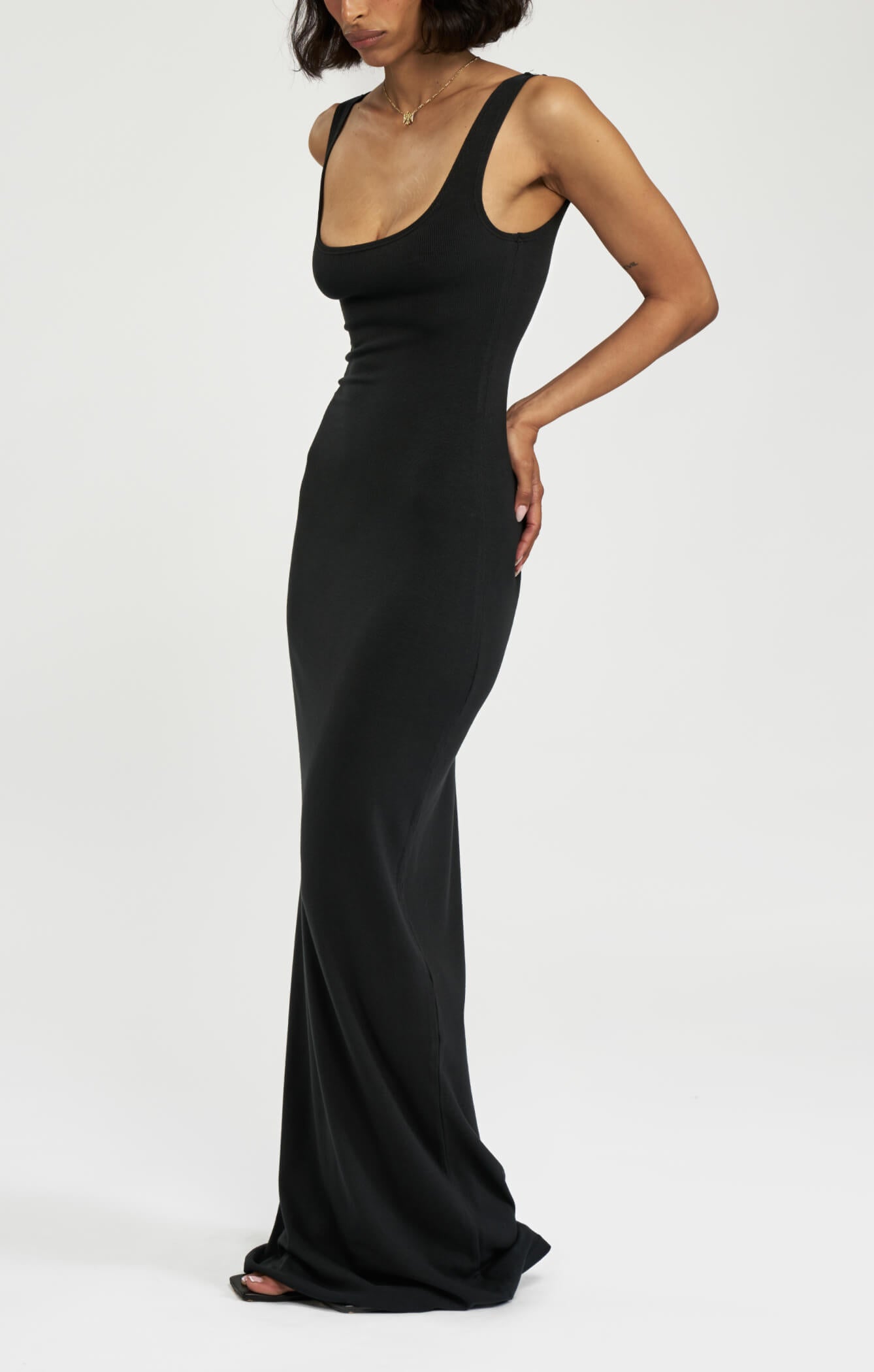 THE LUXE RIB MAXI DRESS - BLACK