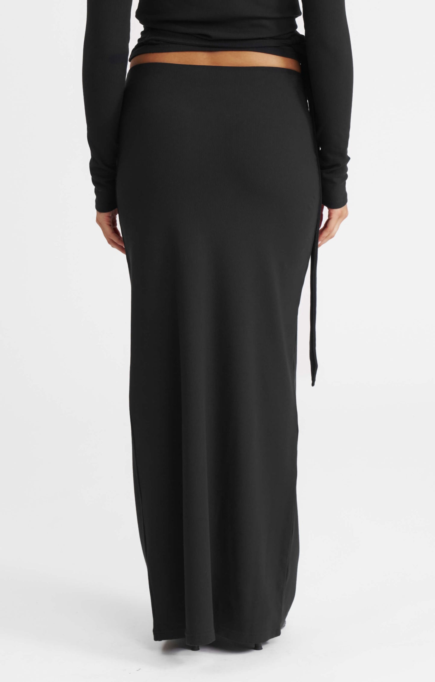 THE LUXE RIB MAXI SKIRT - BLACK