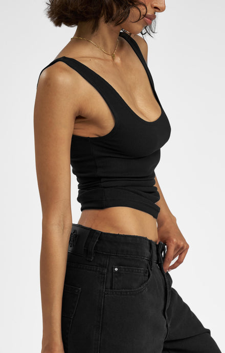 THE LUXE RIB TANK - BLACK