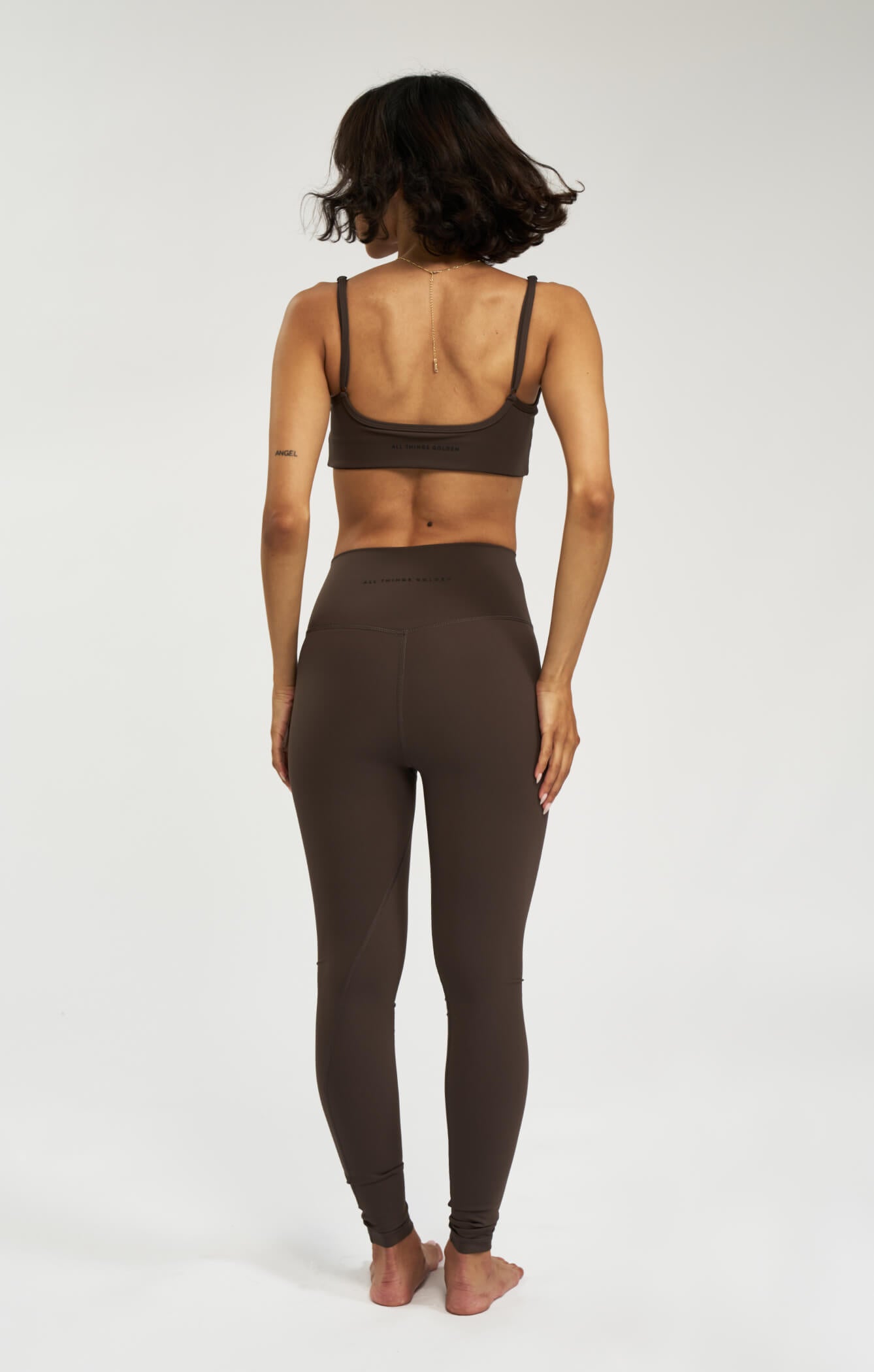 THE SCULPT™ SEAMLESS CROP - ESPRESSO