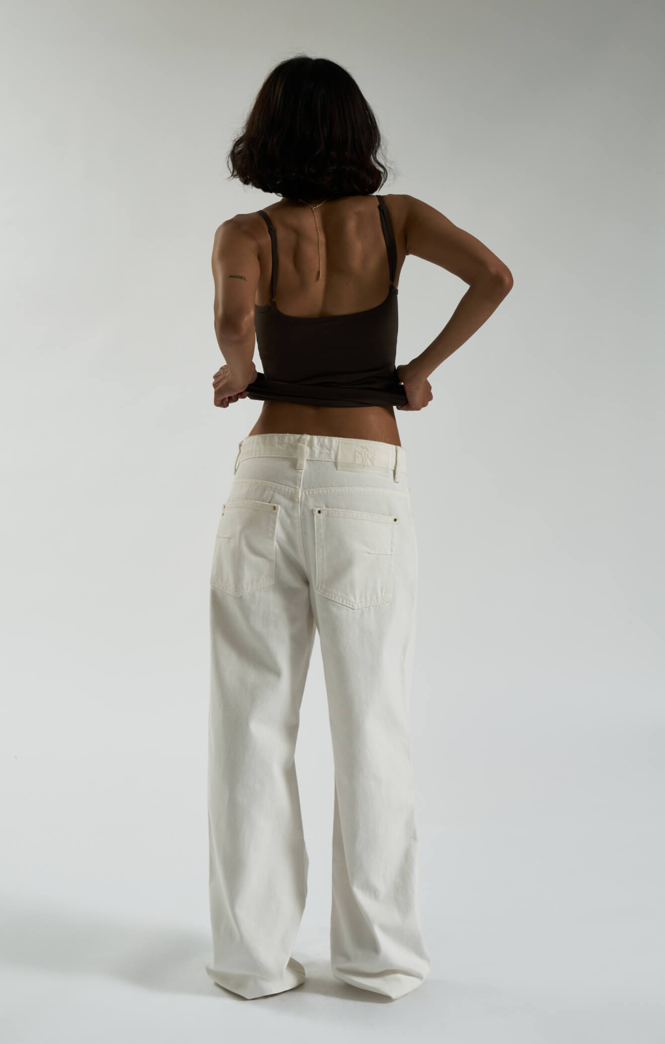 THE SCULPT™ TANK - ESPRESSO