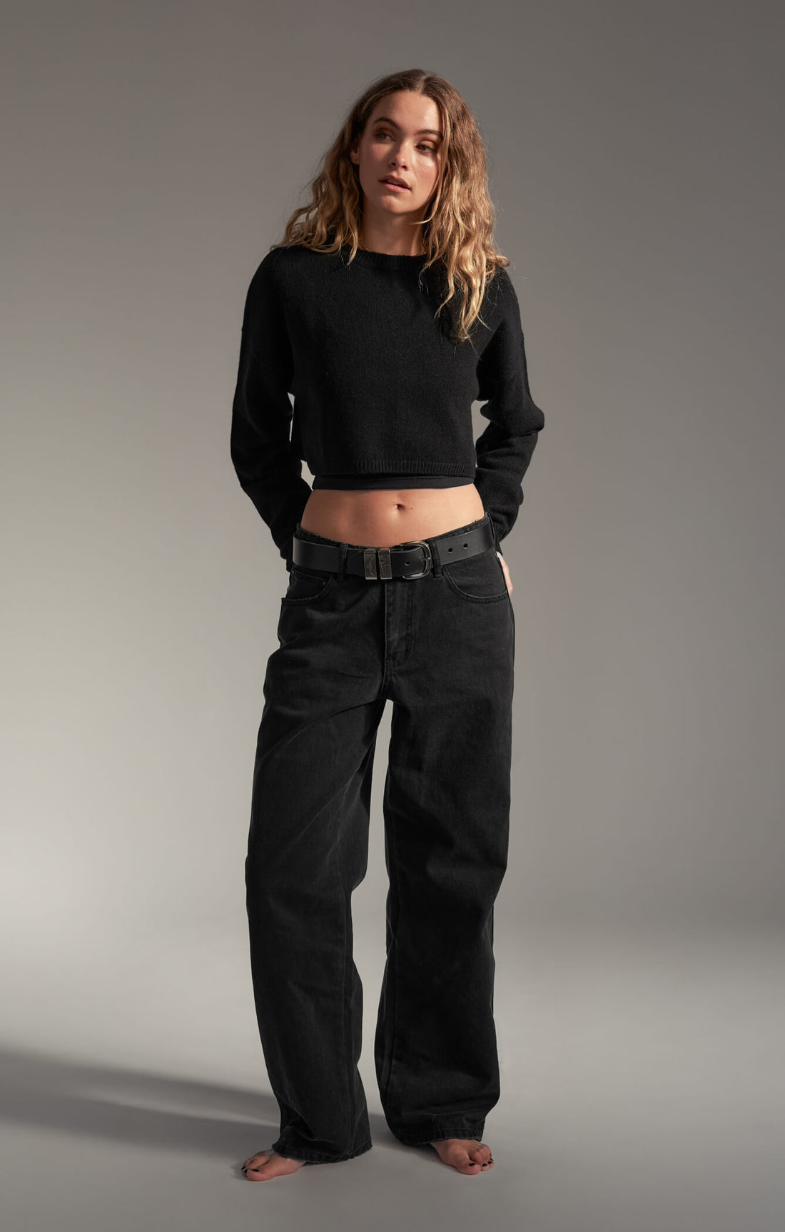 THE CROPPED UNIVERSAL KNIT 2.0 - BLACK