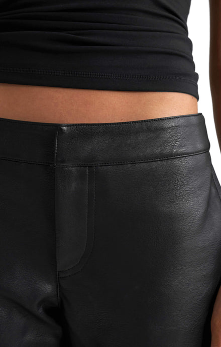 THE PEBBLED™ LOW RISE PANT