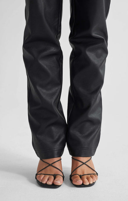 THE PEBBLED™ LOW RISE PANT