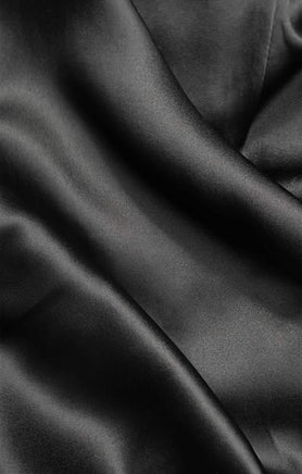 THE SILK KIMONO DRESS - BLACK – All Things Golden