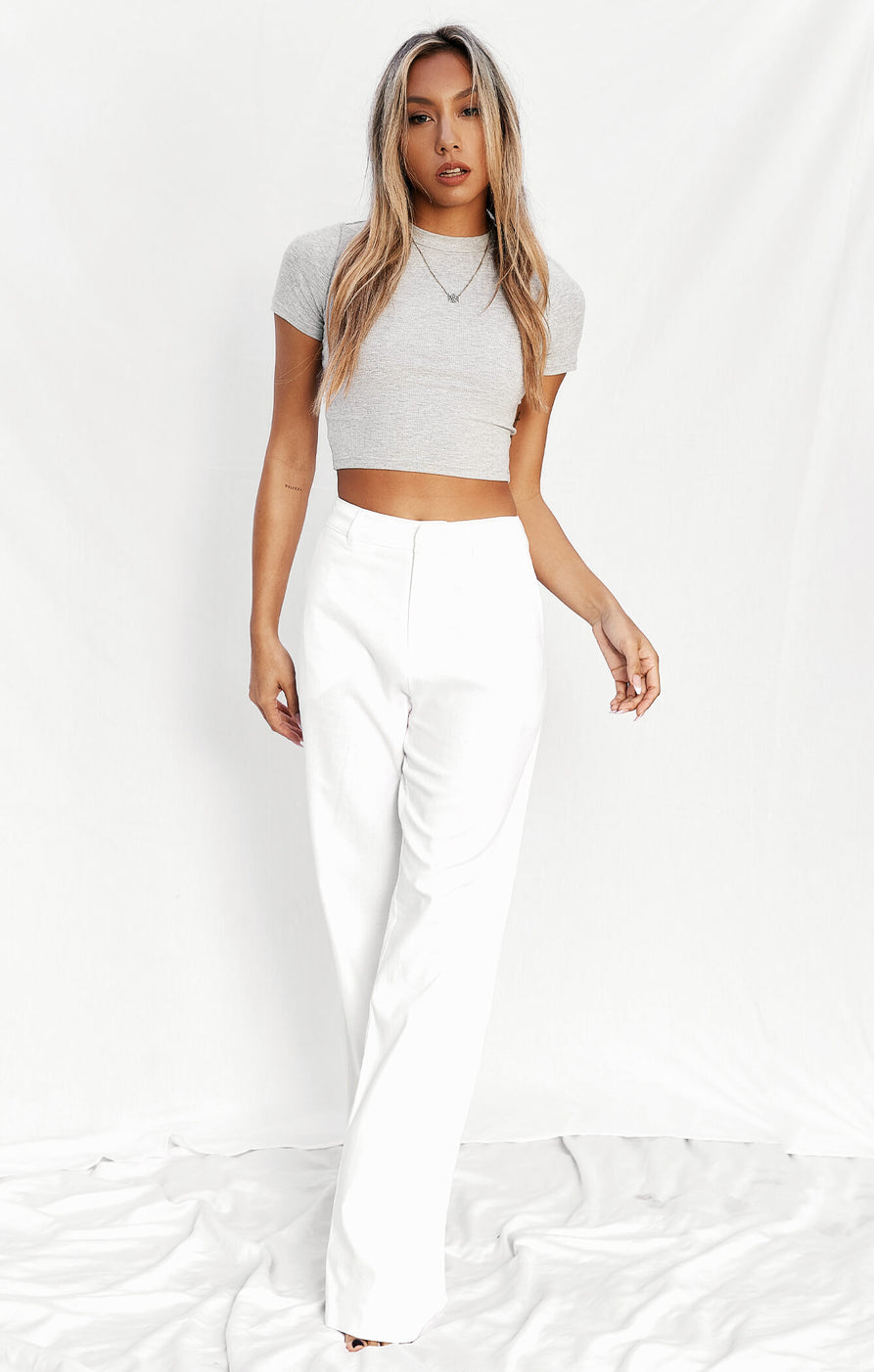 THE LUXE RIB BABY CROP TEE - MID GREY – All Things Golden